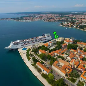 https://guest-house-lenny-rooms.hotelinzadar.com