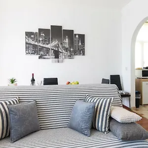 https://apartment-tessa-rijeka.primorje-gorskikotar.com